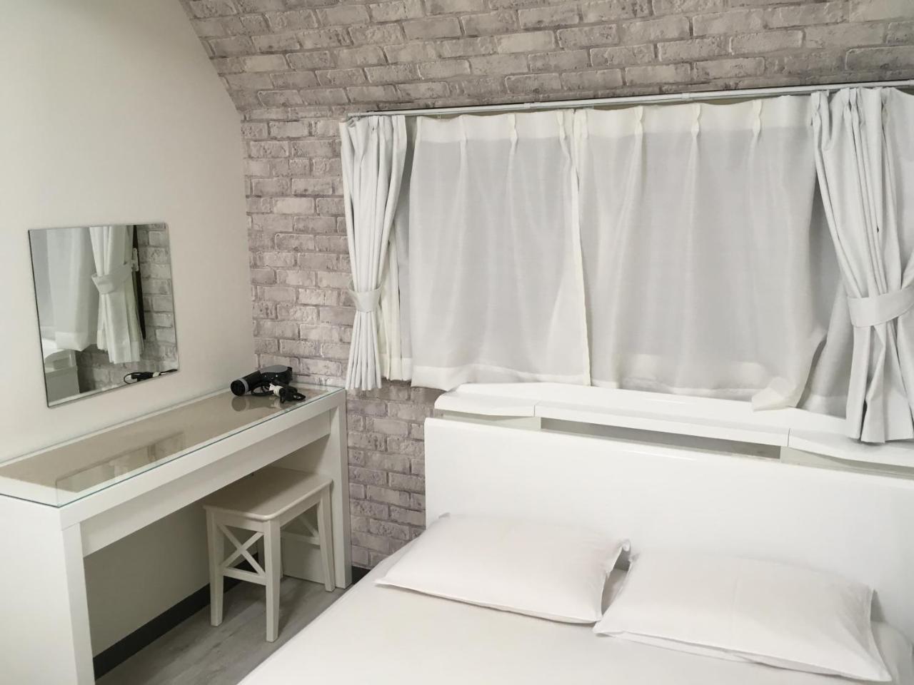 ฮิว เฮาส์ Hotel โตเกียว ภายนอก รูปภาพ