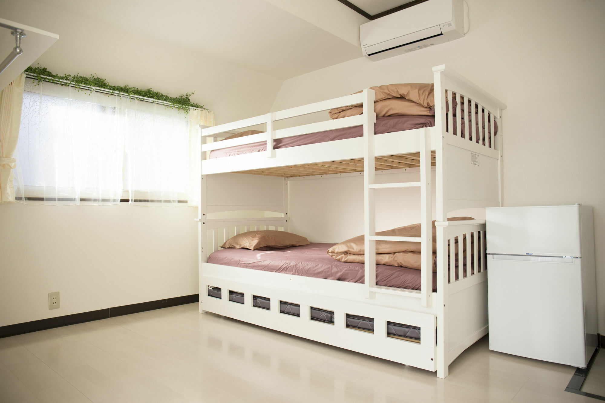 ฮิว เฮาส์ Hotel โตเกียว ภายนอก รูปภาพ